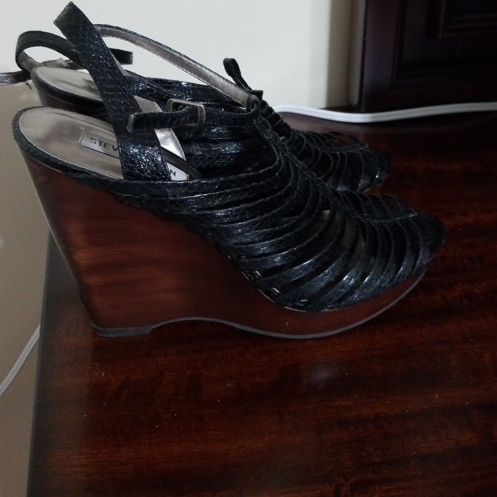 Steve Madden Wedges